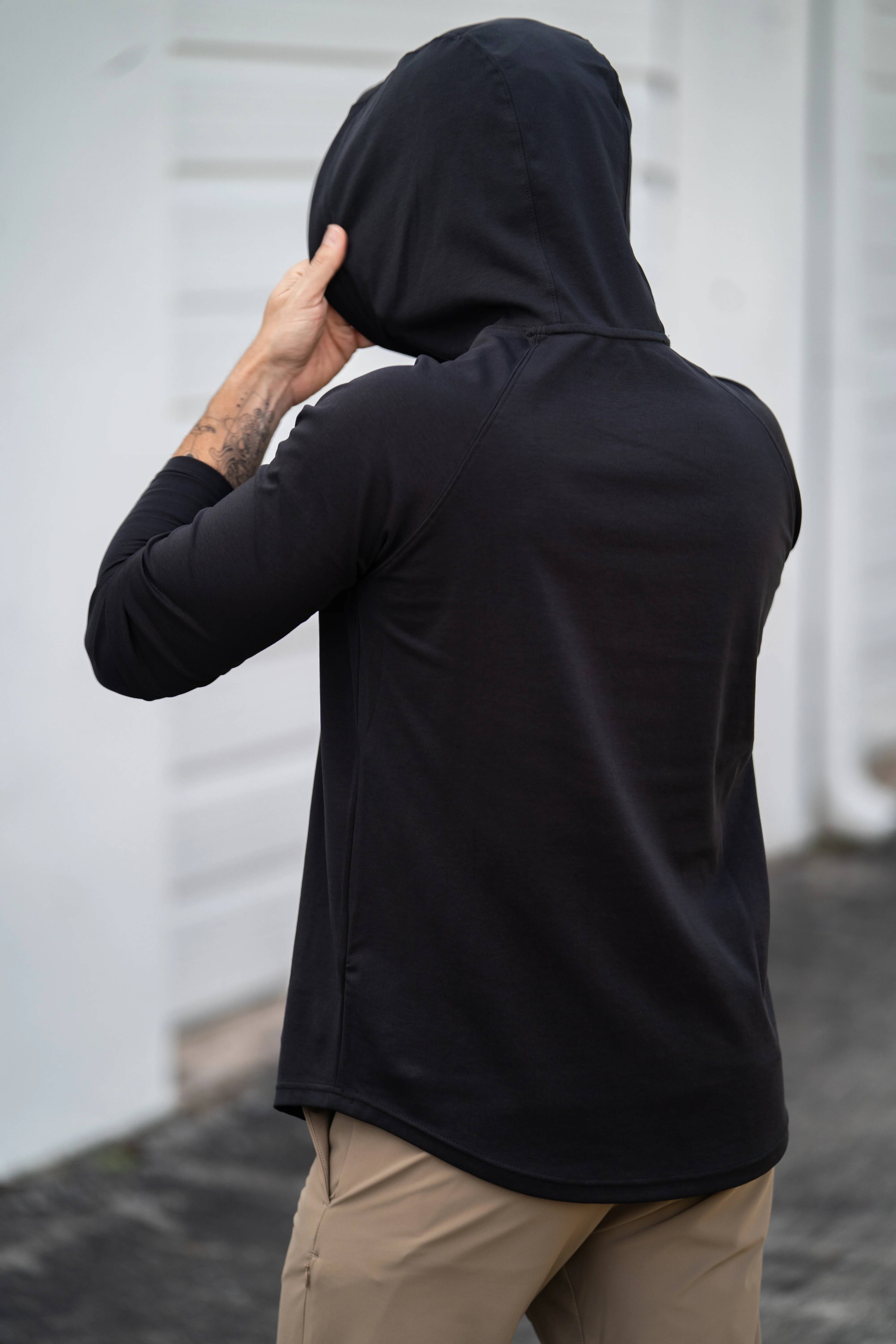 Aero Knit Hooded T Black - Image 5