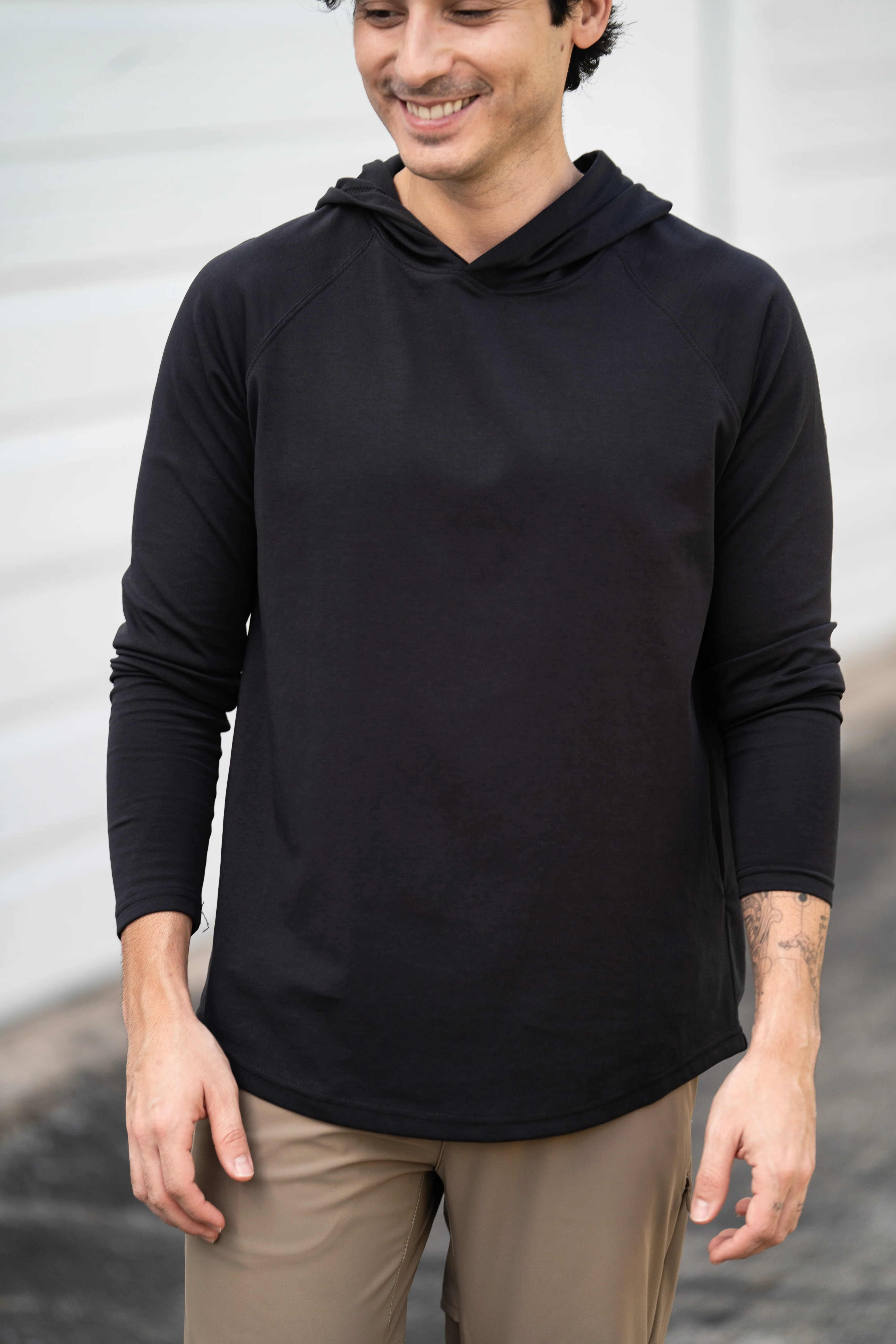 Aero Knit Hooded T Black - Image 9