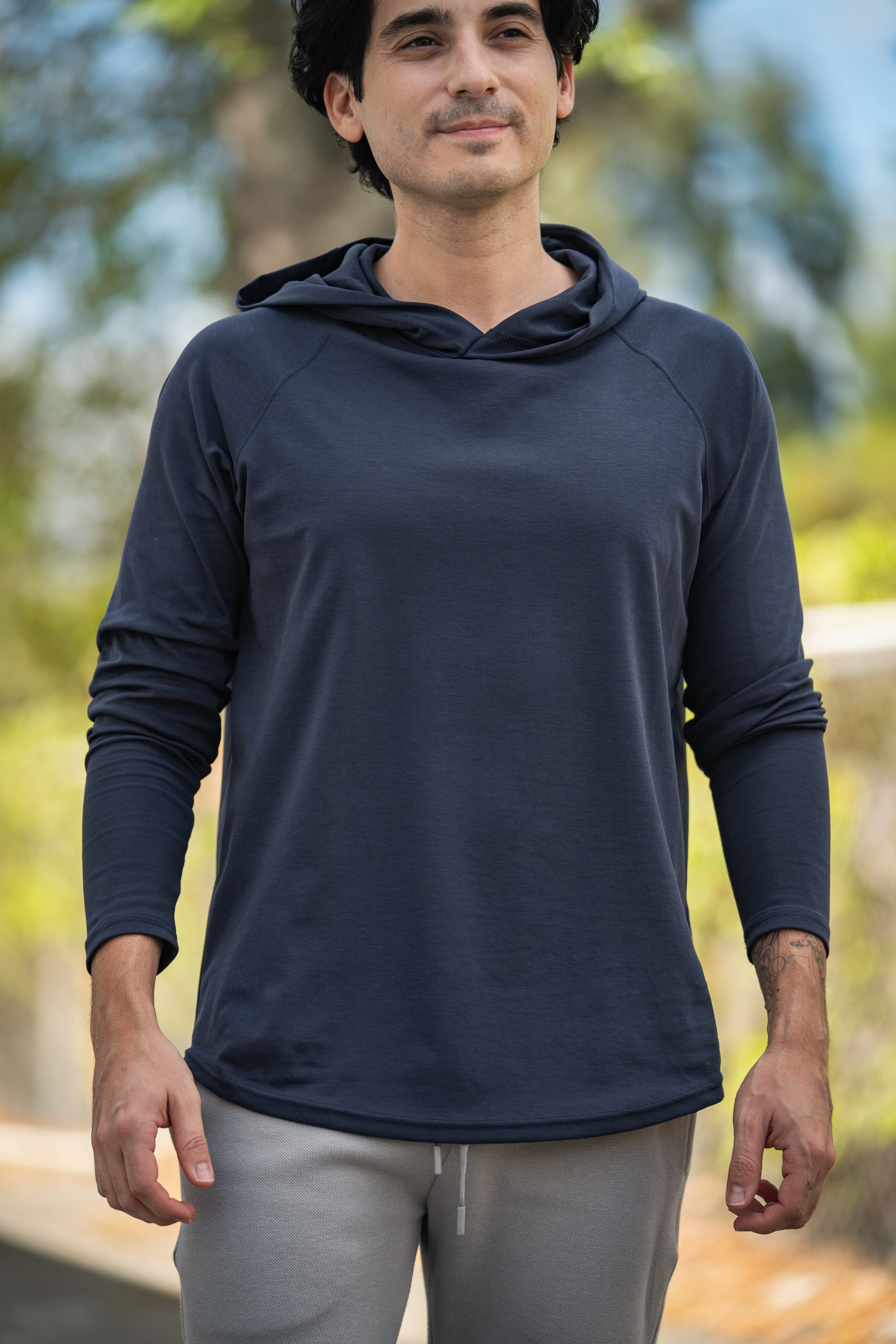 Aero Knit Hooded T Navy - Image 6