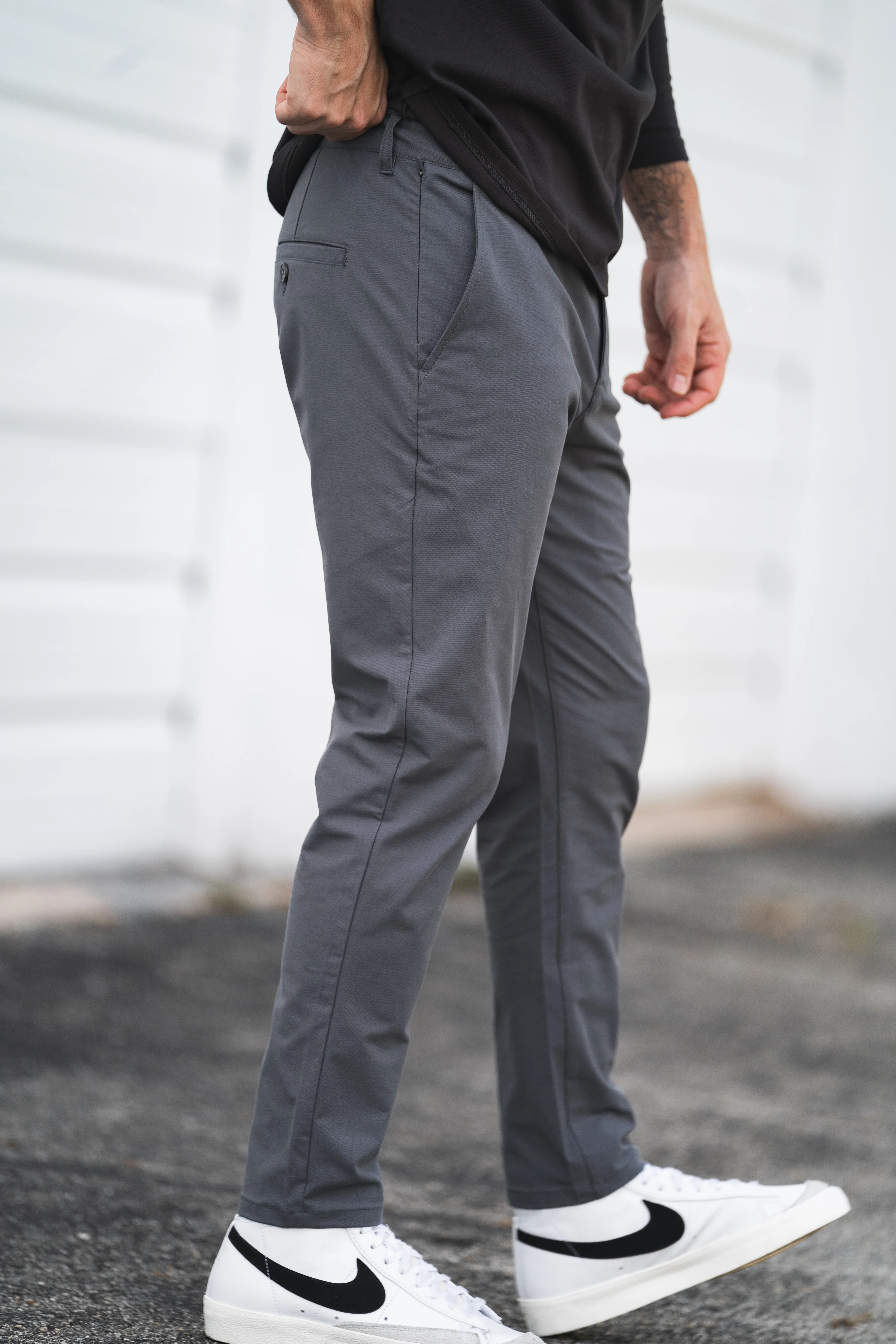 Coda Tech Chino Charcoal - Image 4
