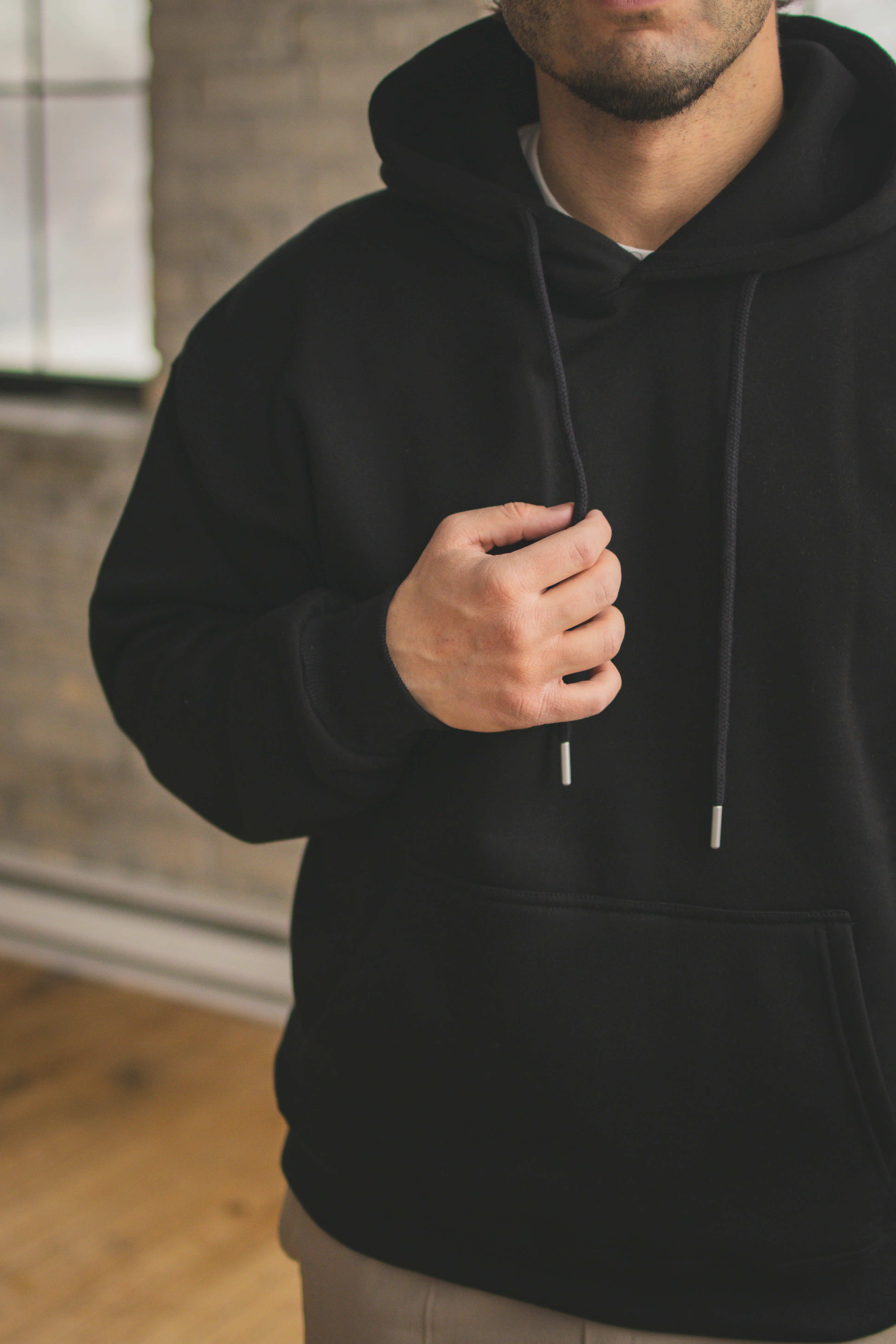 Core Hoodie Black - Image 6