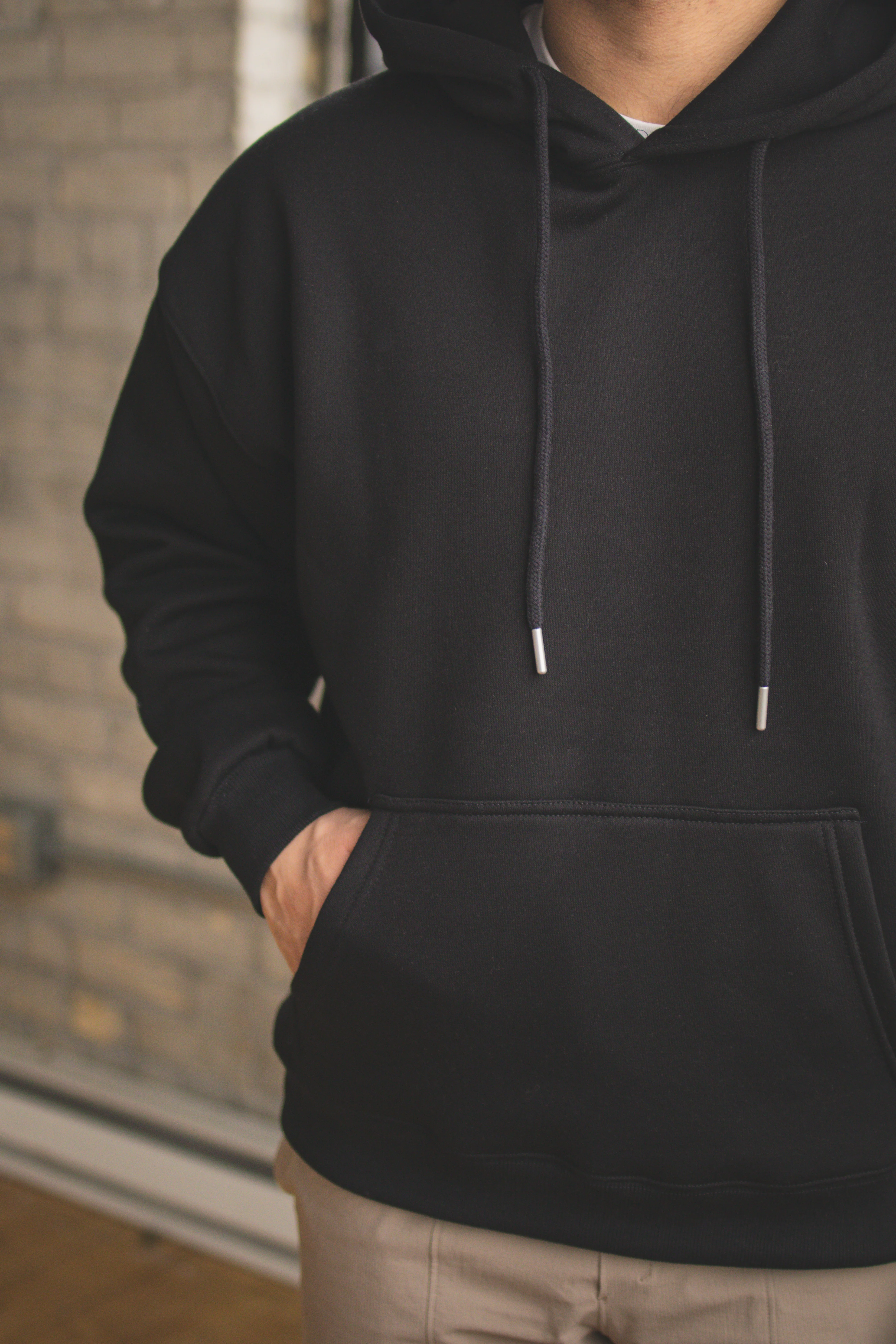 Core Hoodie Black - Image 7