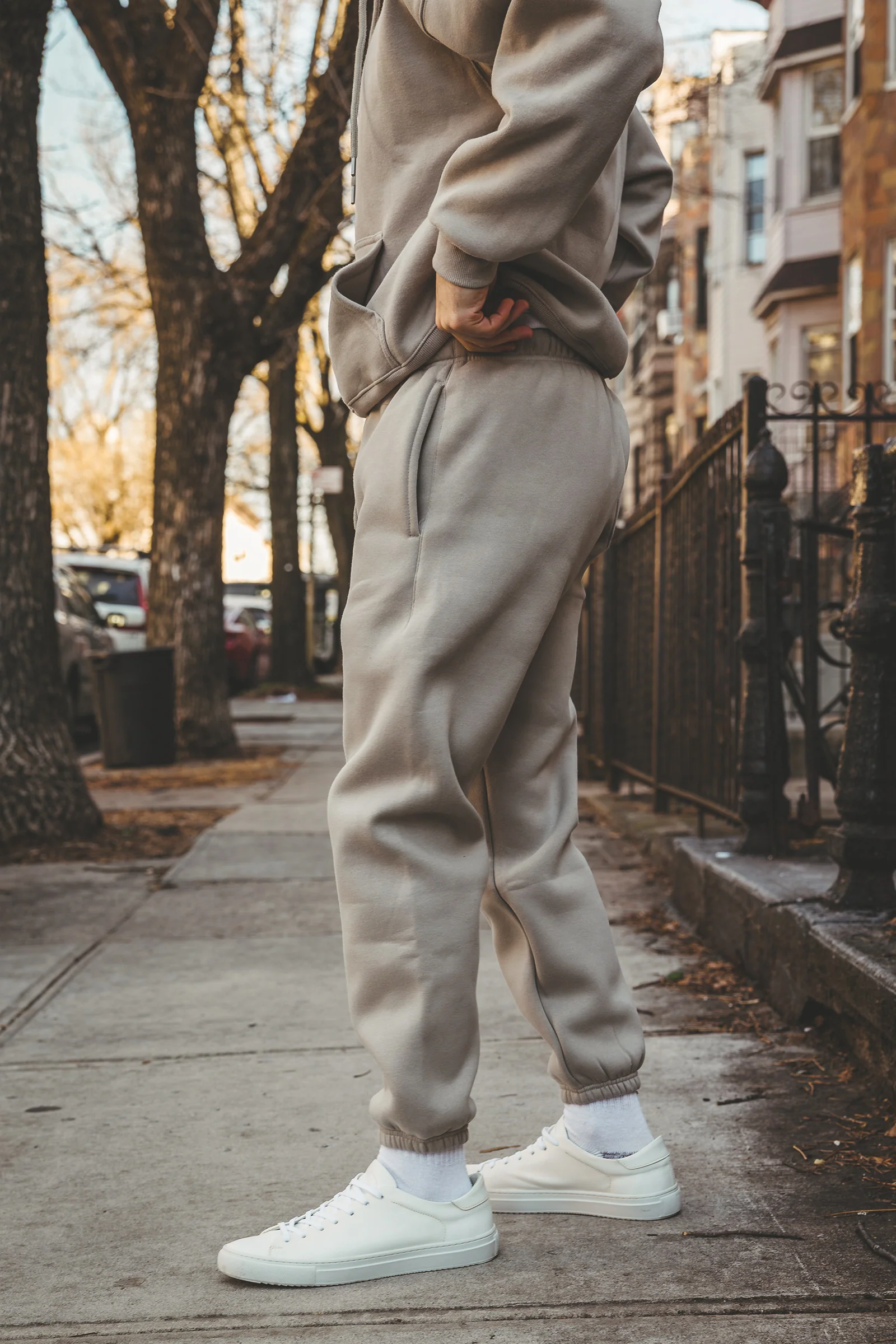 Core Sweatpants Dune - Image 4