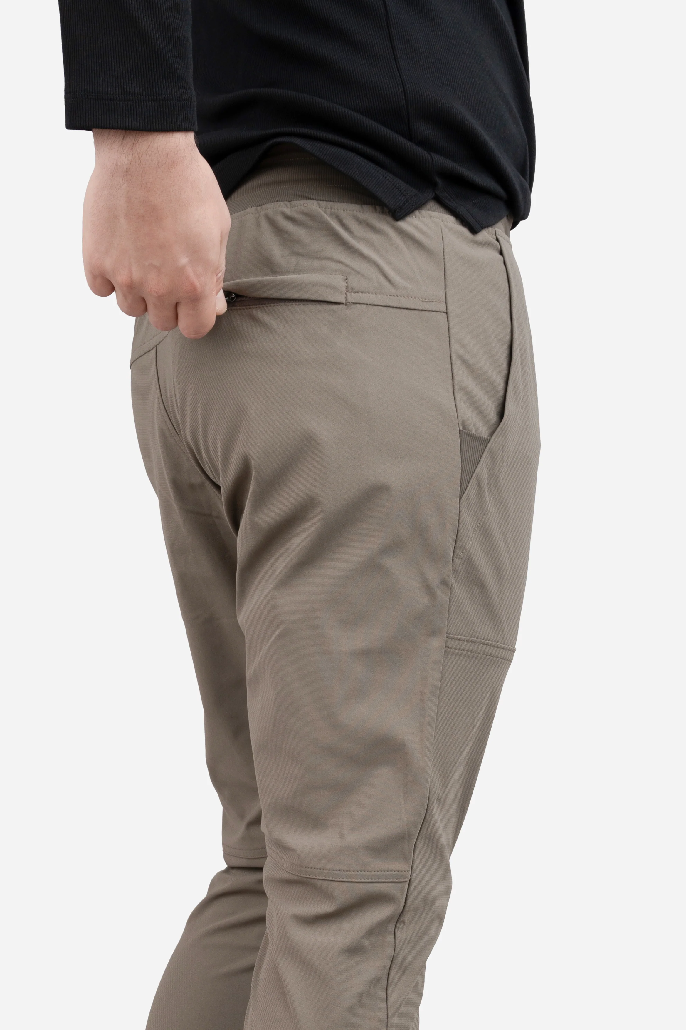 Pace Performance Jogger Taupe - Image 11