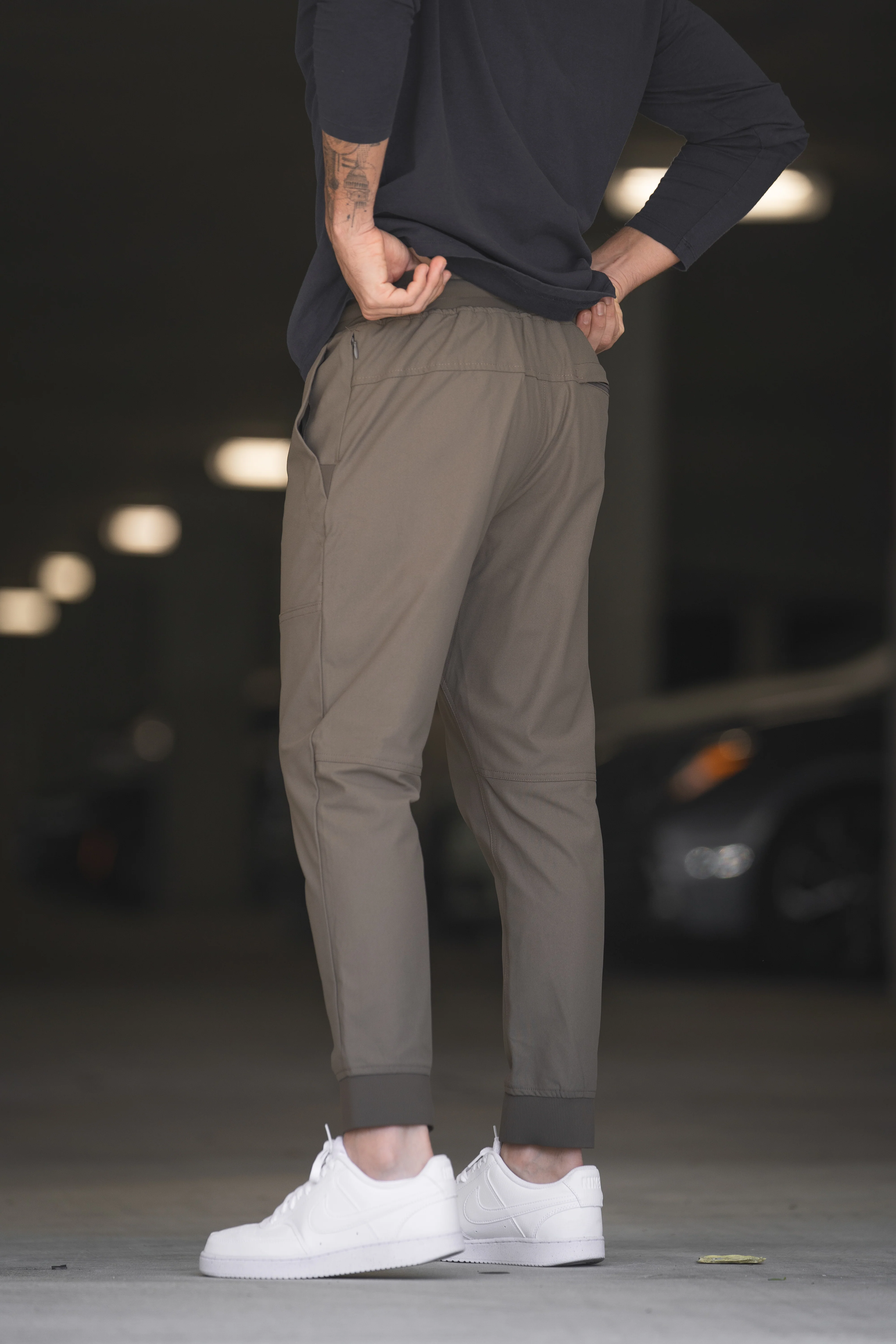 Pace Performance Jogger Taupe - Image 7
