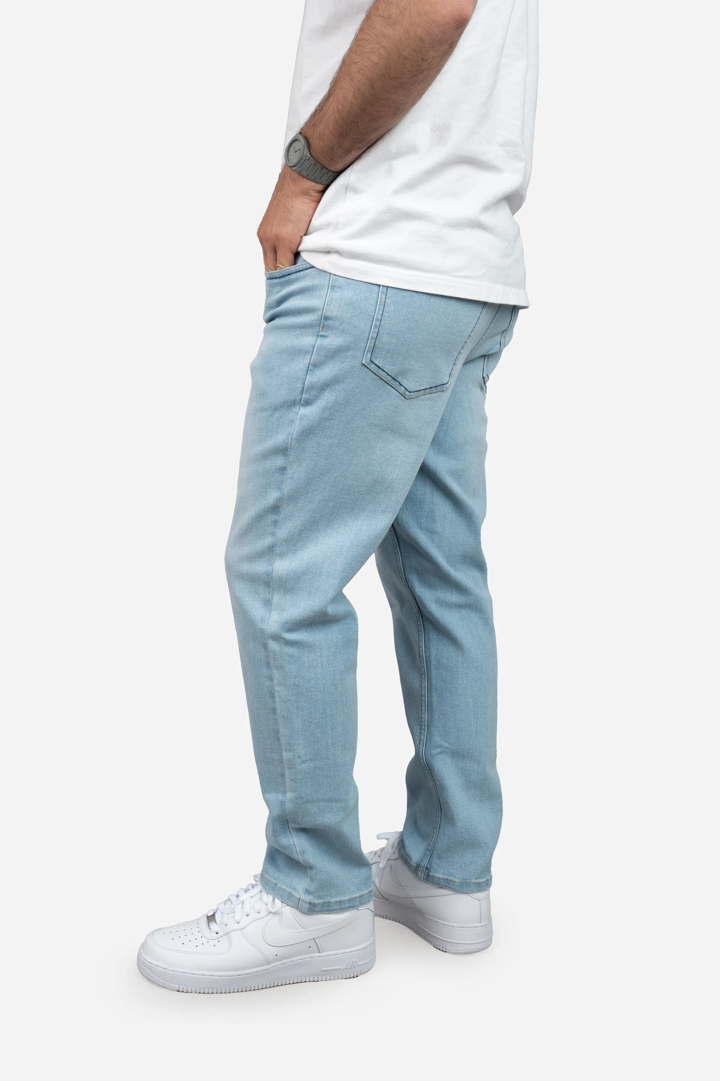 Straight Fit Stretch Jeans Light Wash - Image 12