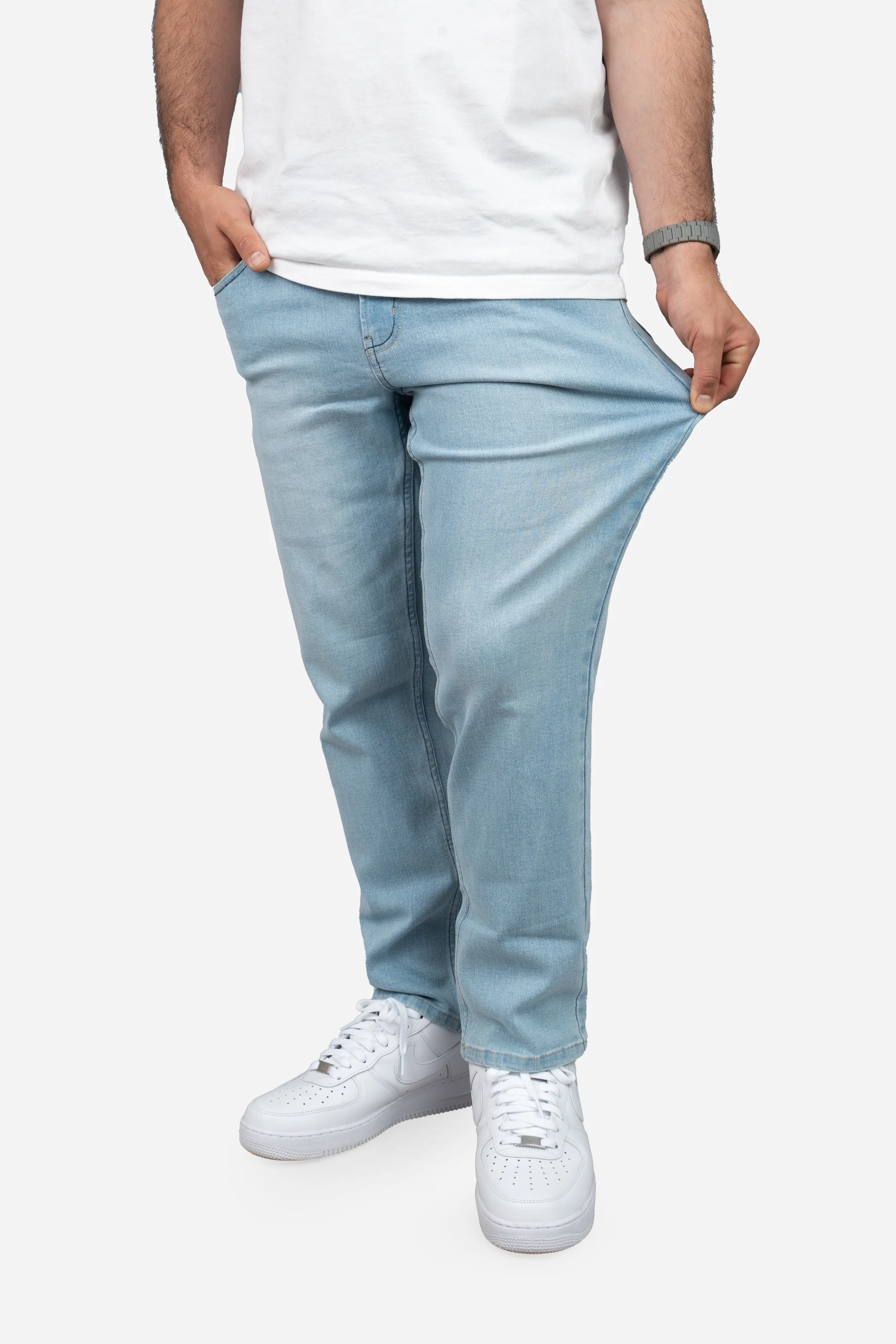 Straight Fit Stretch Jeans Light Wash - Image 9